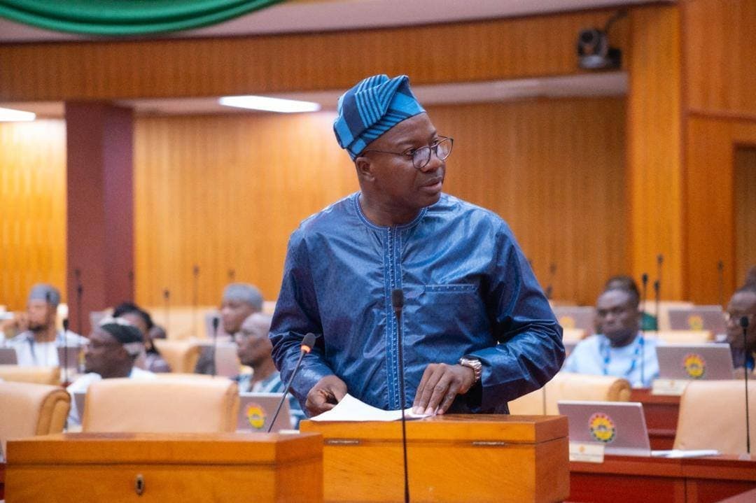 Ayariga proposes police escorts, opposite-lane access for Ayalolo buses in peak hours to ease traffic to ease traffic