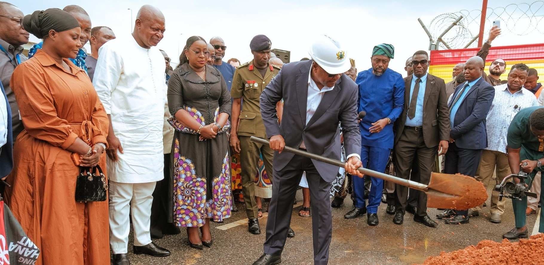 President Mahama cuts sod for multi-tiered, multi-purpose carpark and airport hotels complex   