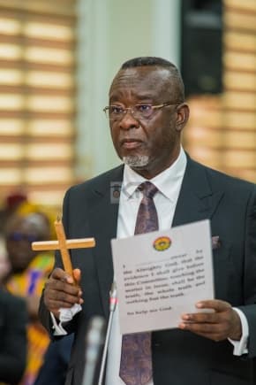 Legal Vacation: Oppong Nkrumah sues Chief Justice over ‘selective justice’
