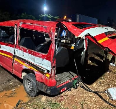 One killed, 14 injured in in Accra–Kumasi Highway collision