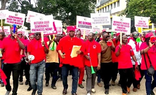 19,000 Mineworkers demand GH¢380m locked-up funds release