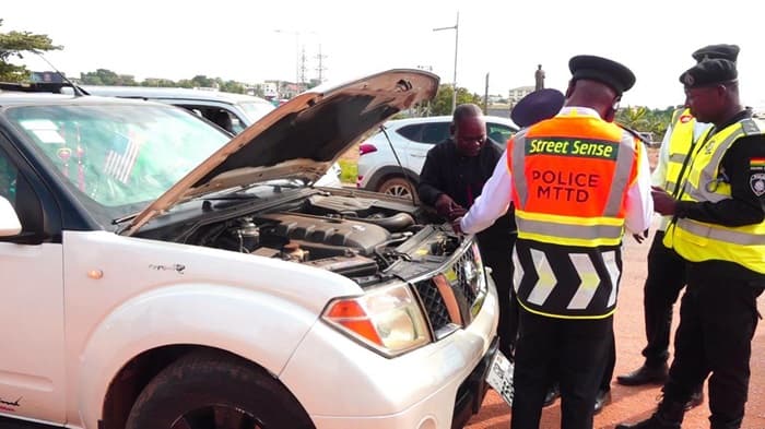 Police remove fake sirens, strobe lights from 188 vehicles in Kumasi