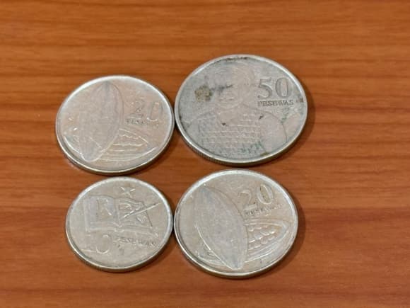 Rejecting Ghana cedi coins could land you in jail, Bank of Ghana warns traders, transport operators