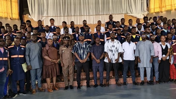 Newly certified electricians urged to embrace EV, solar technologies 