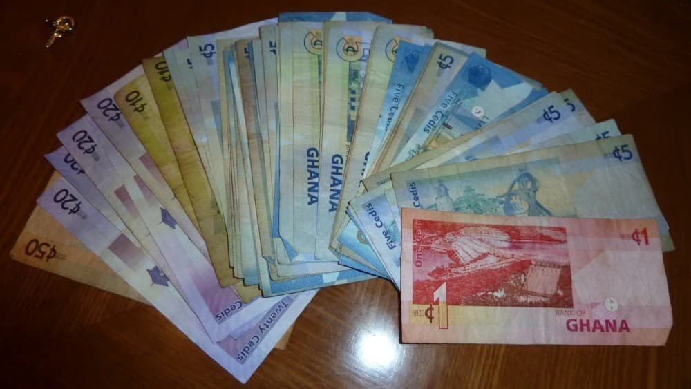 BoG warns public against repairing damaged cedi notes for resale