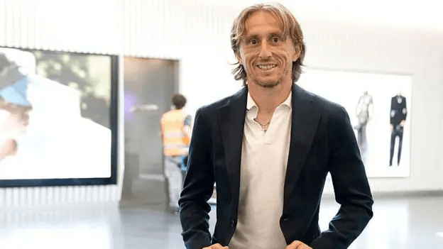 Modric, 40, signs new AC Milan deal