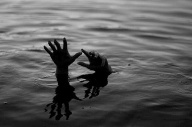 At least 22 dead after two boats collide on Congo river, official says