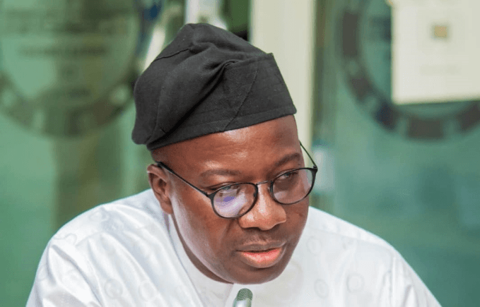 Gov’t planning to phase out ‘Aboboya’ with new waste collection system – Mahama Ayariga
