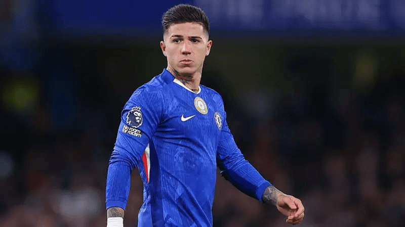 Chelsea set Friday deadline over £120m Enzo Fernandez