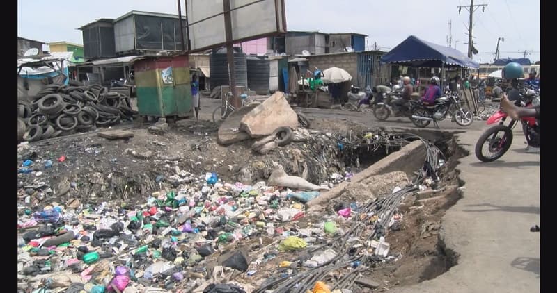 Filth chokes Korle drains as residents appeal for urgent action