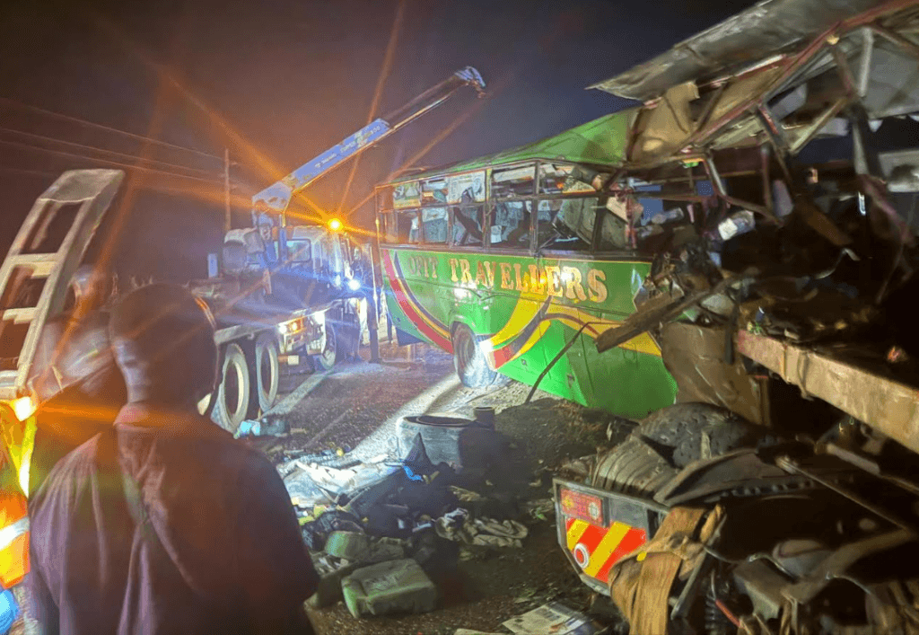 Fourteen dead, 28 injured after Kenyan trailer collides with bus in Uganda 