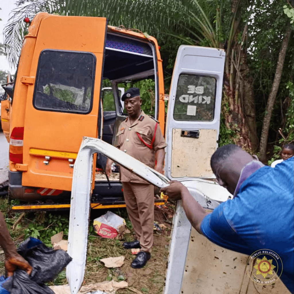 Sprinter crashes on Goaso–Mim highway