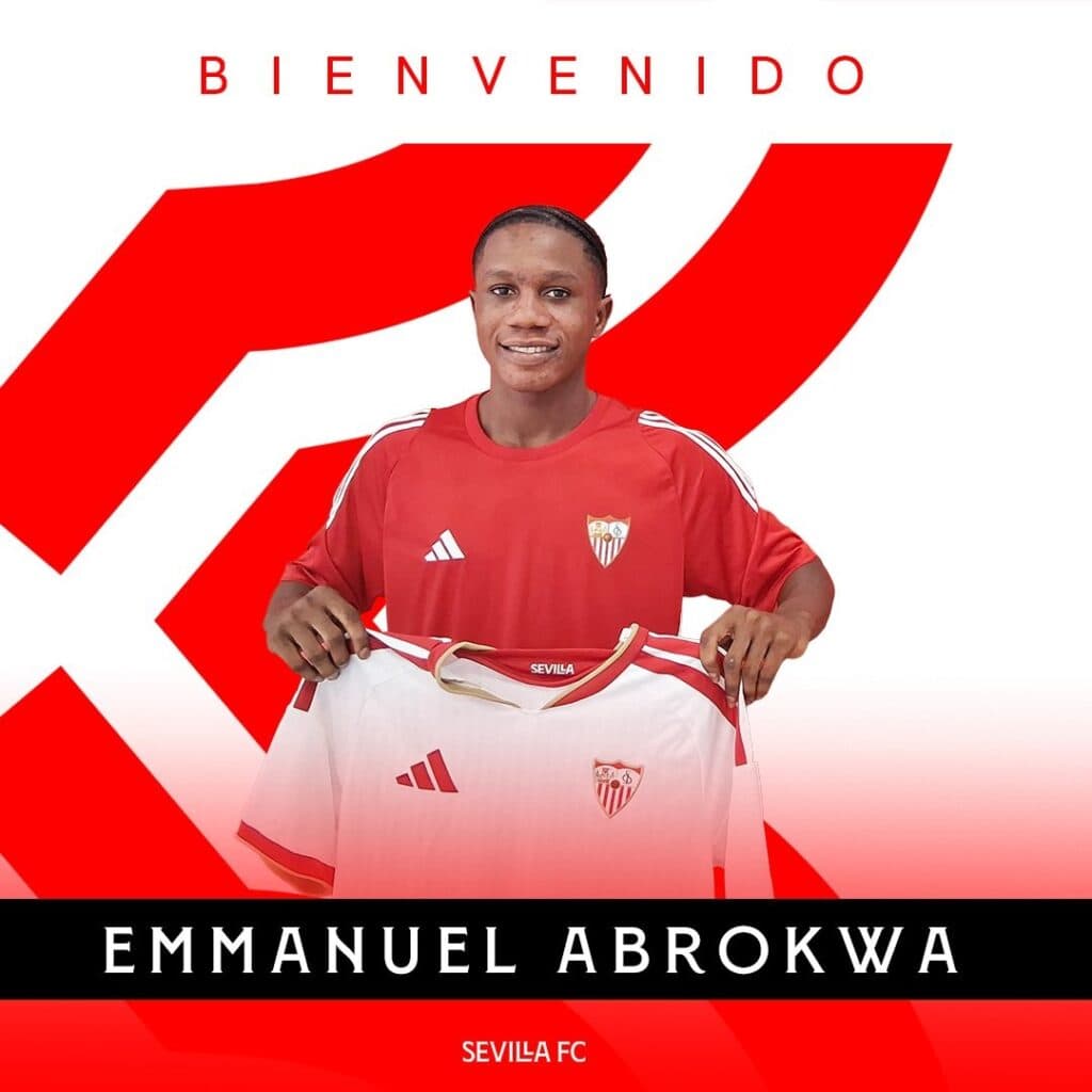Official: Sevilla unveil Ghanaian winger Emmanuel Abrokwa on long-term deal