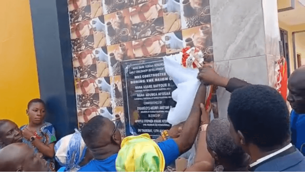 Bamiri chief commissions KG block, guest house to boost education and revenue