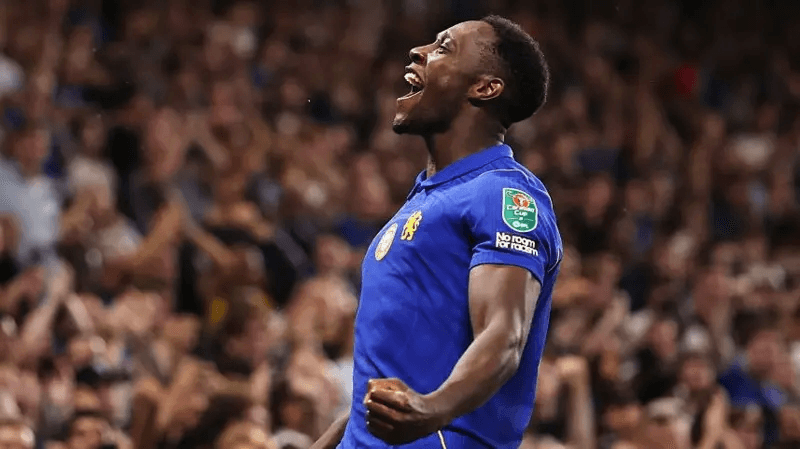 Chelsea debutant Welbeck downs Luton as Enzo Fernandez left out