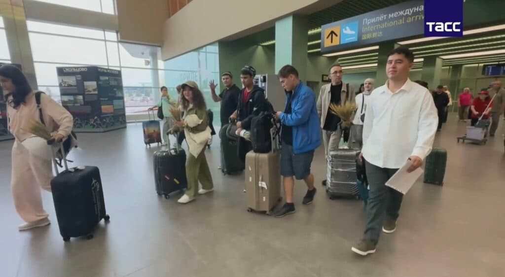 Young leaders arrive in Yekaterinburg for International Youth Festival