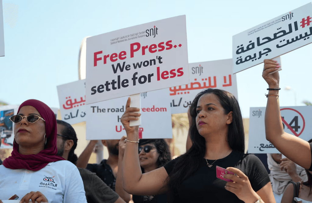 Tunisian journalists protest over media crackdown after colleague’s arrest