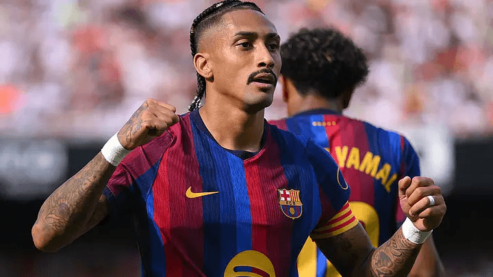 Ruthless Raphinha inspires Barcelona to Feyenoord win