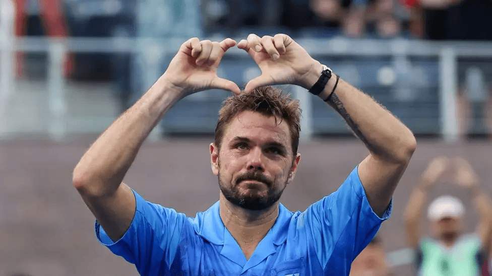 Wawrinka feels the love on Grand Slam goodbye