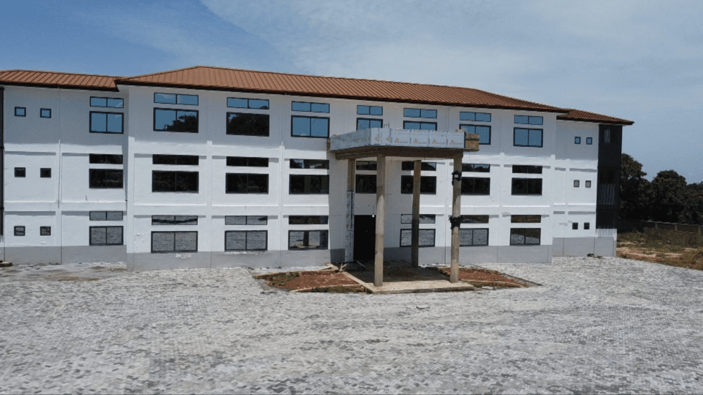 Lawyers, prosecutors fume over abandoned 26-year-old Upper West High Court project