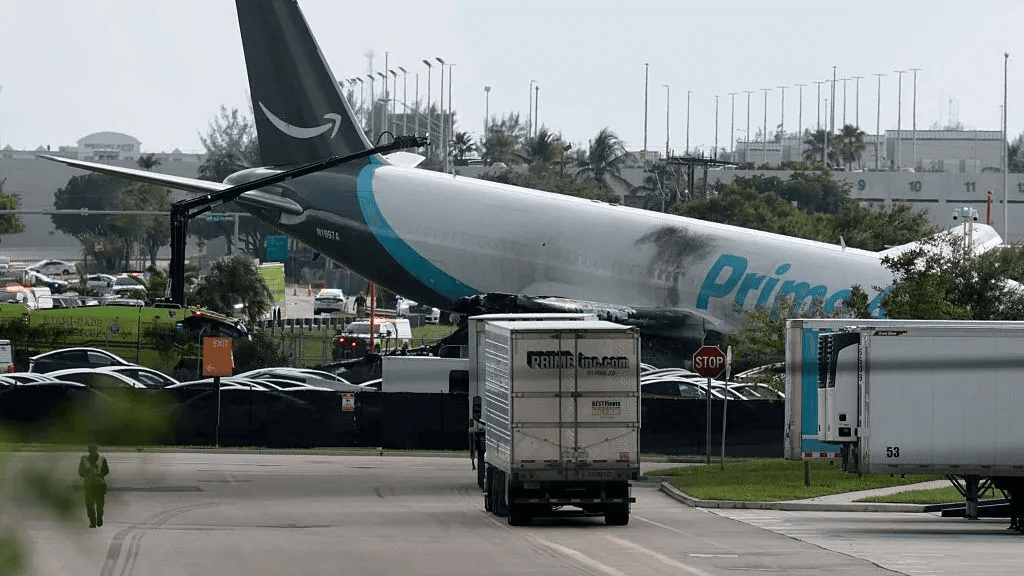 Probe begins into why cargo plane overran Miami runway