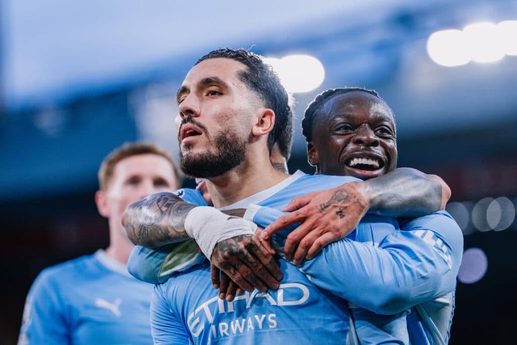 Man City cruise to statement win over 10-man Liverpool