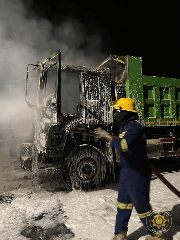 Fire destroys head of tipper truck on Lower Volta Bridge