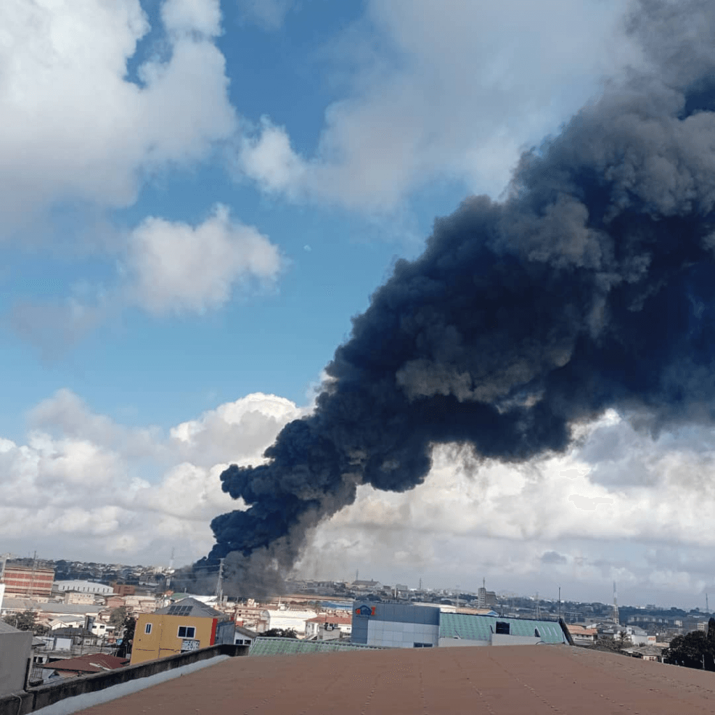 Fire breaks out in Accra’s industrial area near Avenor