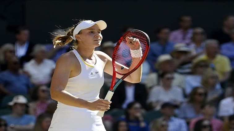 Rybakina moves to top spot at US Open