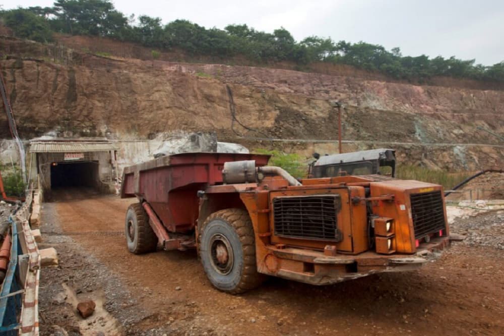 Mining activity continues downward trend: Stats SA