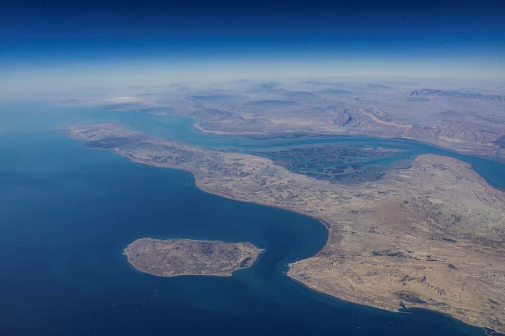 Iran says deal on Strait of Hormuz is close