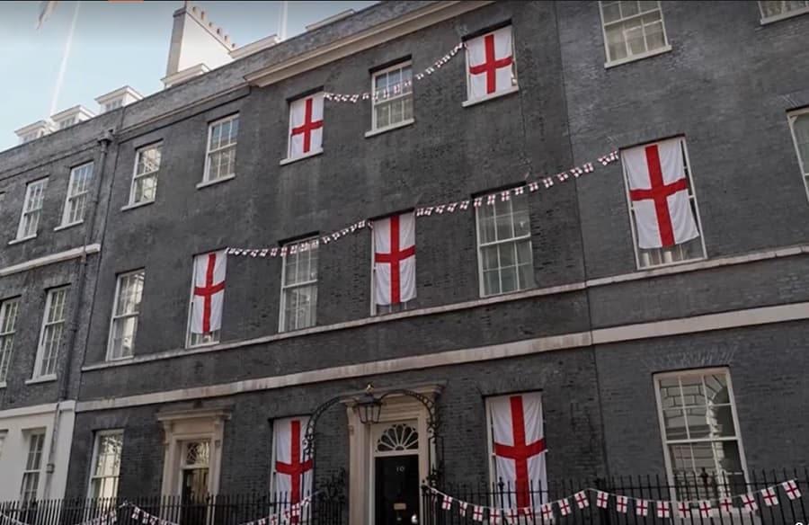 London goes red and white as fans prepare for semi-final clash
