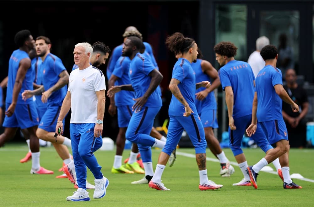 Deschamps’ last dance, Mbappe chases record as France take on England