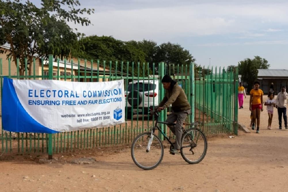 Political parties have until 5pm to submit LGE candidate lists