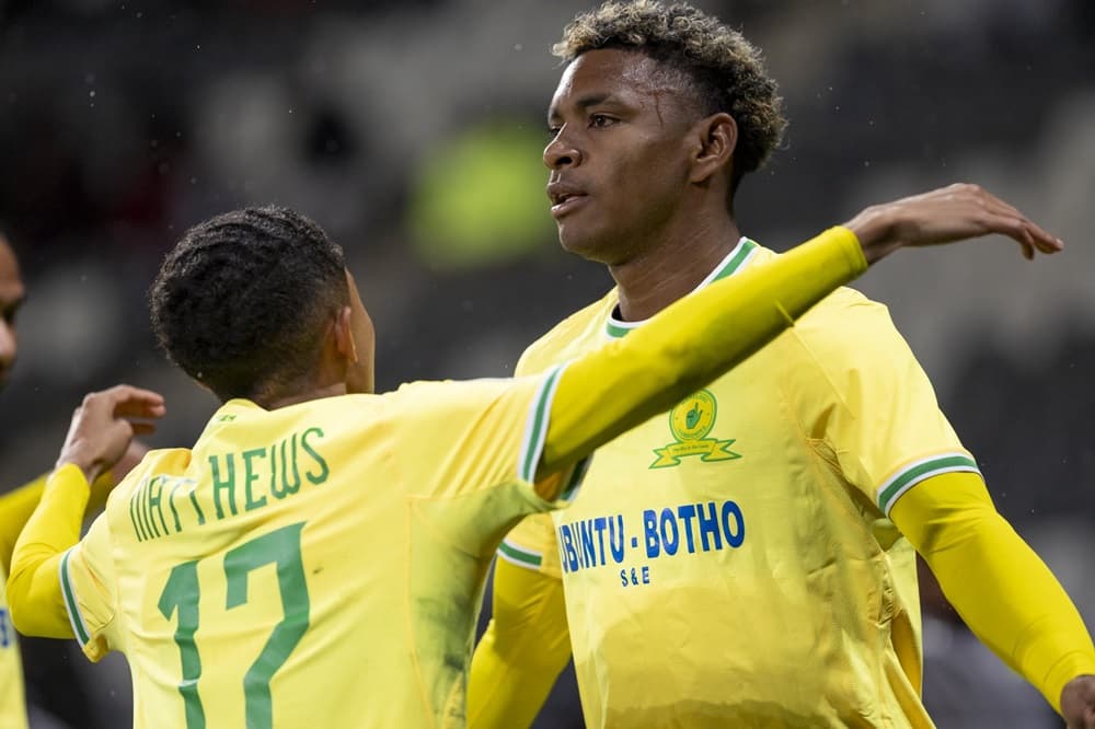 Sundowns thrash AmaZulu 5-2 to move level with leaders Pirates