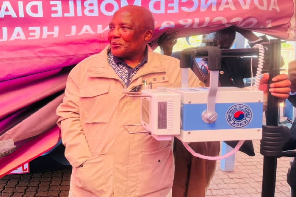 Motsoaledi leads asbestos screening programme in Limpopo
