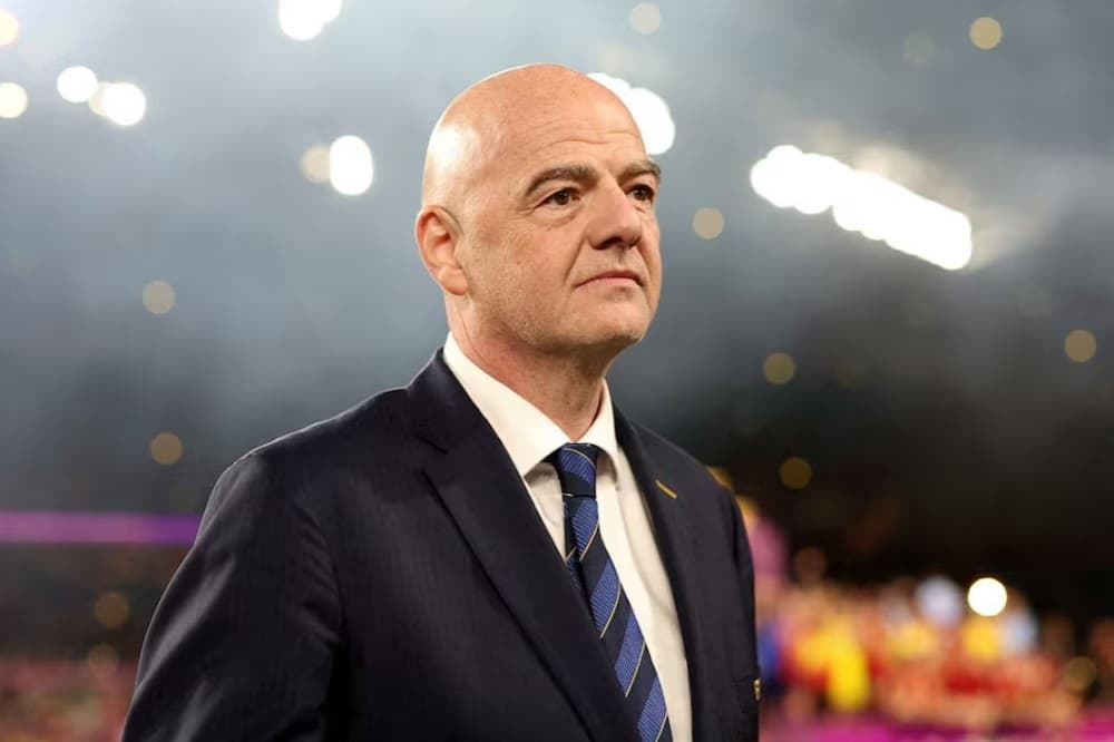Infantino faces FIFA leaders who want him gone