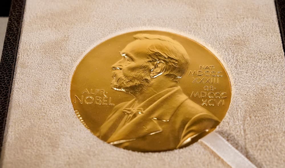 US, German scientists win Nobel medicine prize for optogenetics