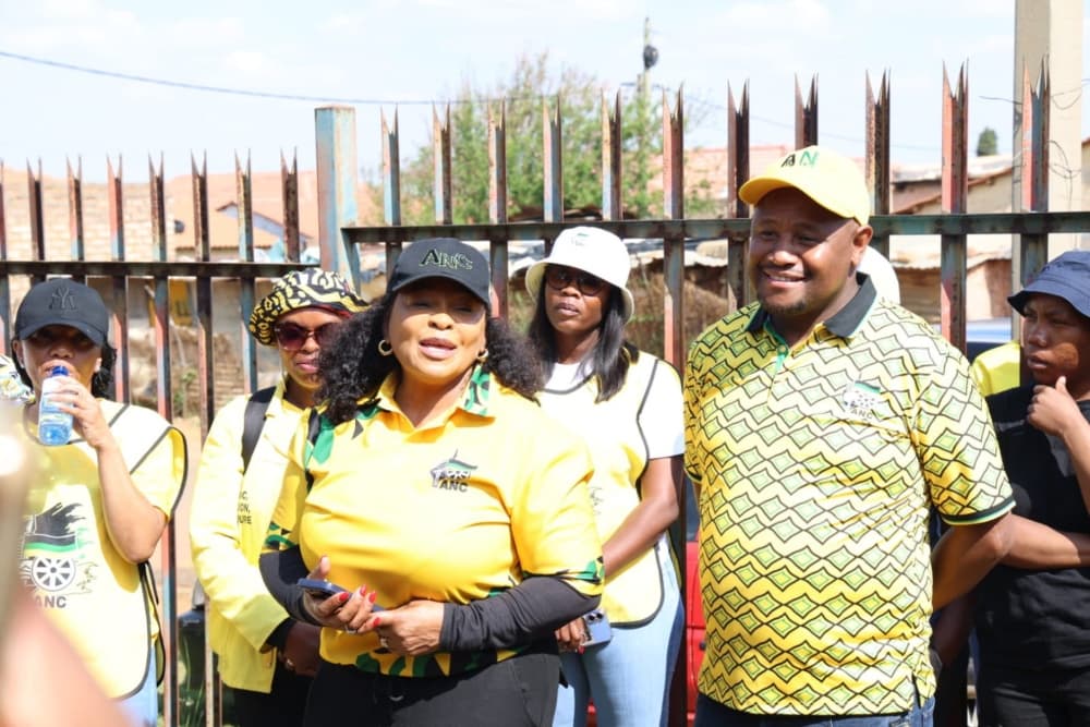 Mokonyane highlights urgency of addressing Mogale City water issues