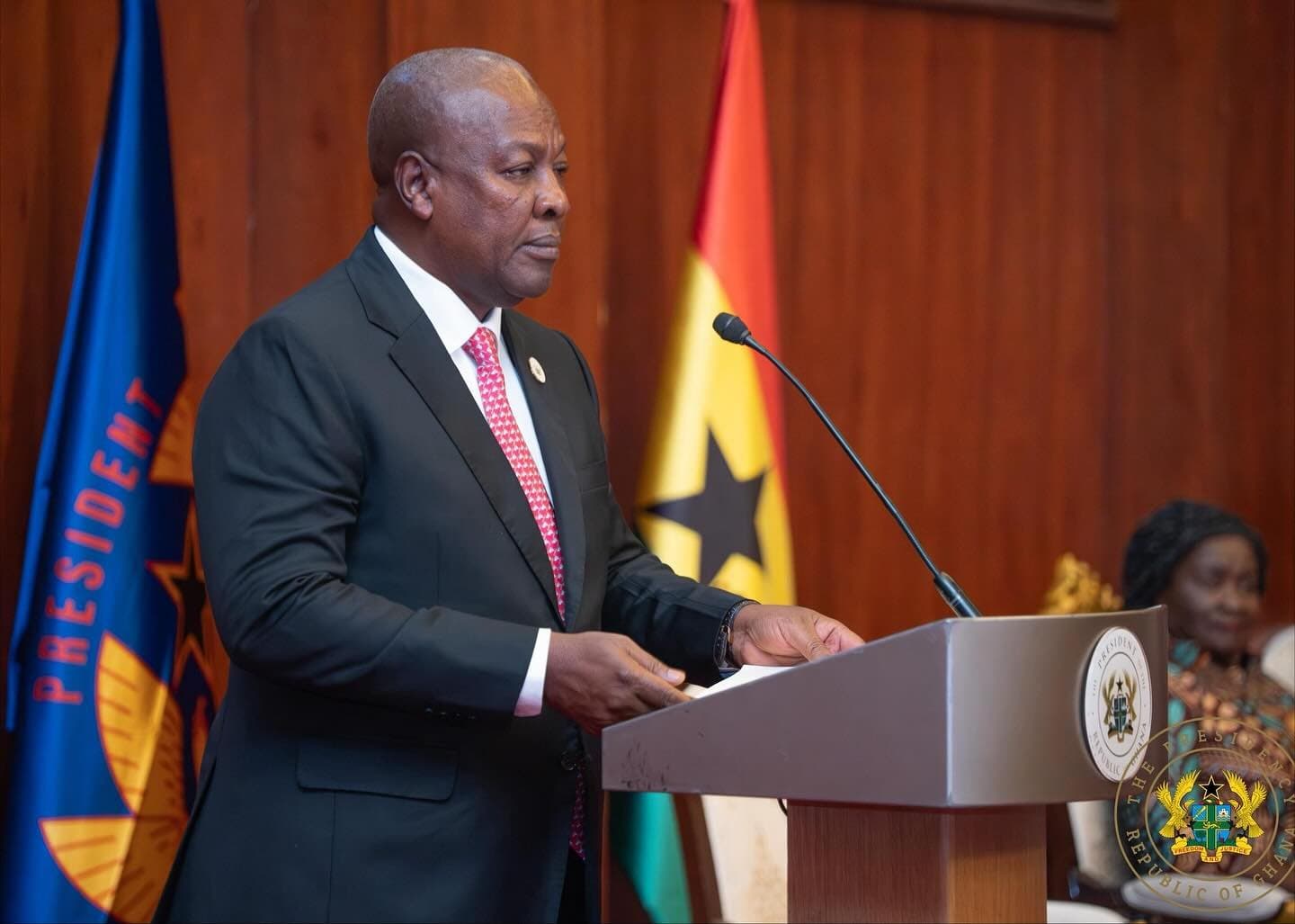 Airport workers begging visitors for tips damaging Ghana’s image – President Mahama