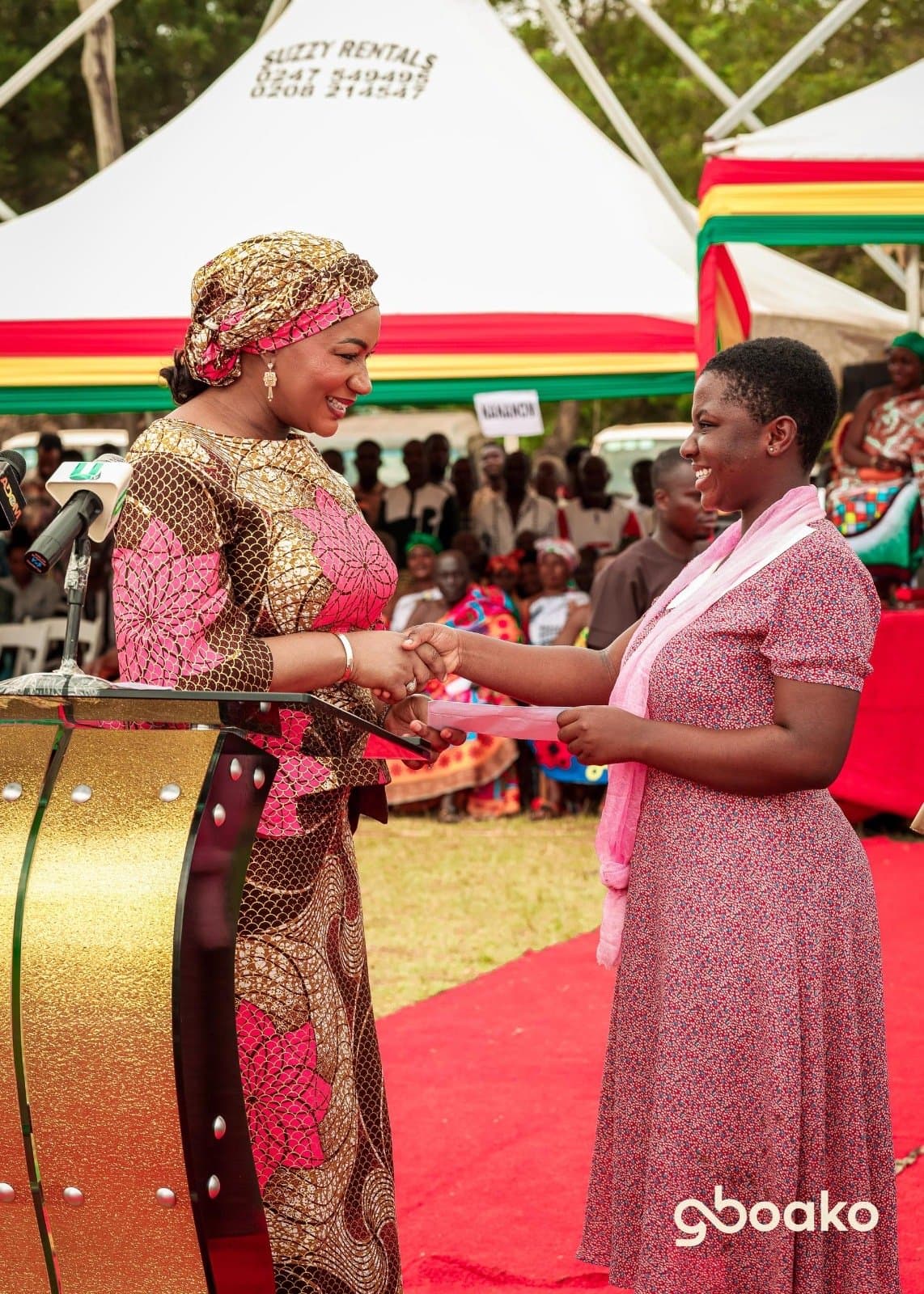 Samira Bawumia awards two best BECE graduates in Tano North