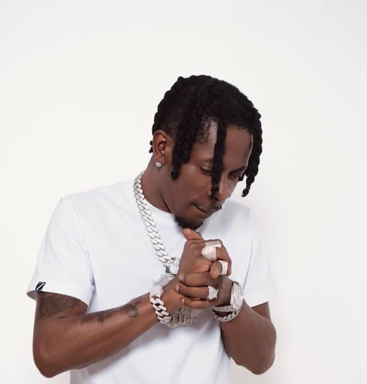 ‘Nobody Should Go Personal’ – Shatta Wale Urges Fans to Stop Fueling Stonebwoy Tension