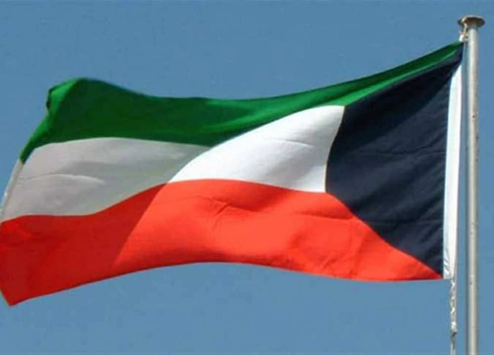 Iran strikes 3 border posts and offshore drilling platform in Kuwait