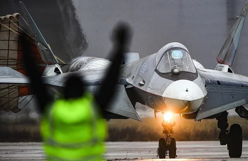 Upgraded Su-57 stealth fighter debuts at Egypt International Airshow with new weaponry