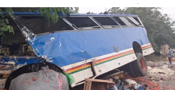 12 confirmed dead, 44 injured in Kumasi-Accra Highway crash