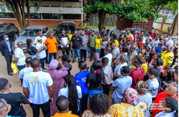 Energy Ministry joins nationwide clean-up exercise following floods