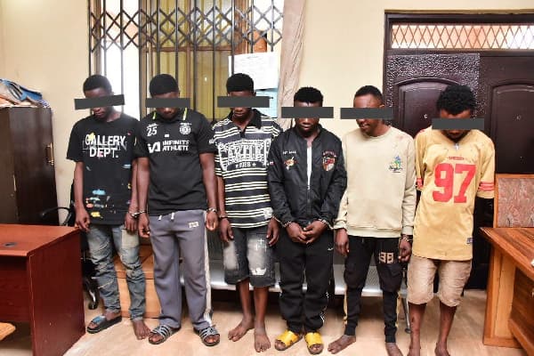 Police arrest six suspected members of highway robbery gang