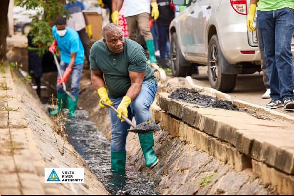 VRA to Institutionalise National Clean-Up Exercise as CEO Leads Staff Nationwide