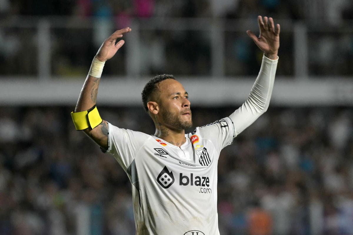 Neymar returns to Santos with questions hanging over his future