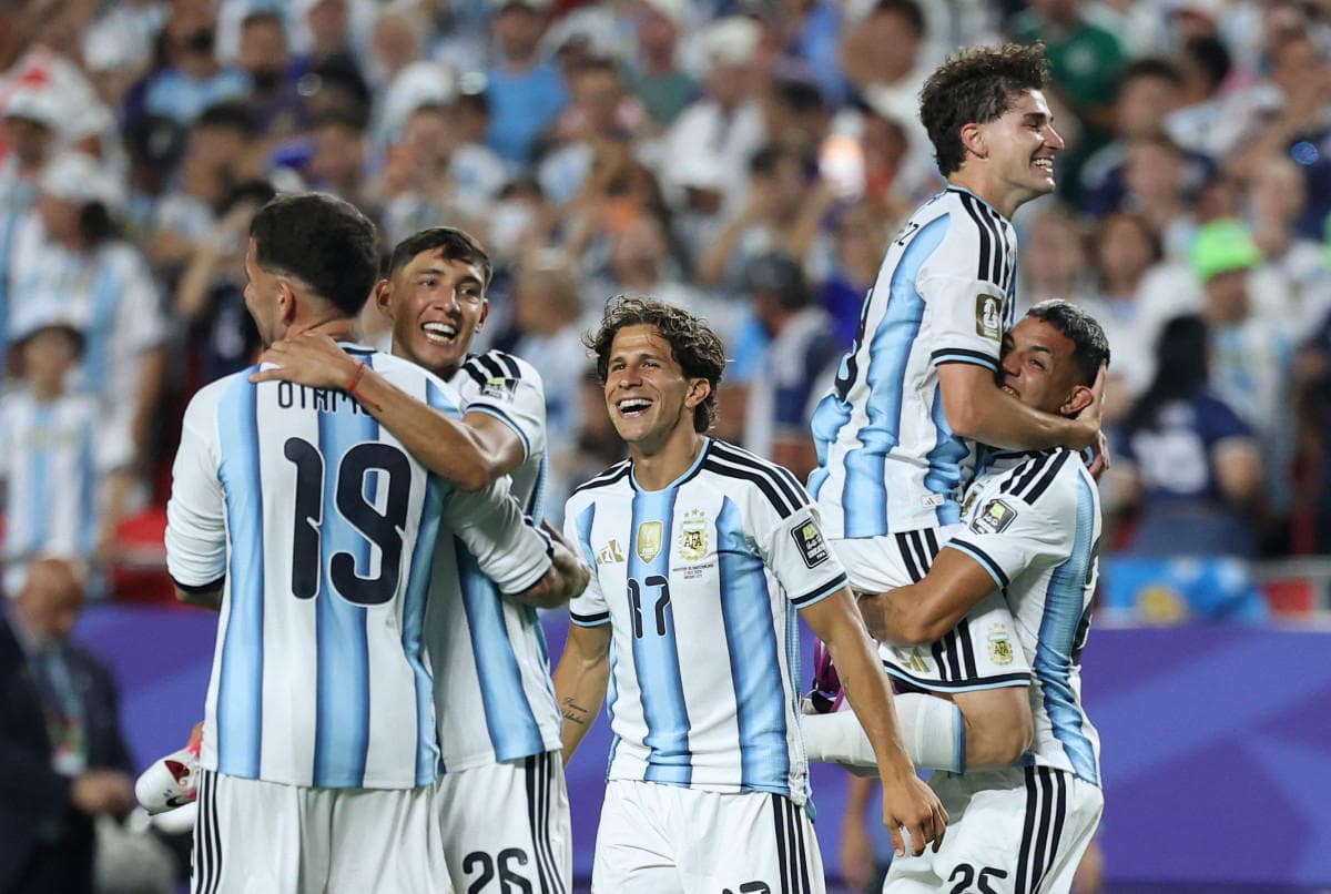 Argentina beat Switzerland 3-1 to reach World Cup semi-finals